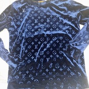 Elegant Navy Velvet Women's Sweatshirt